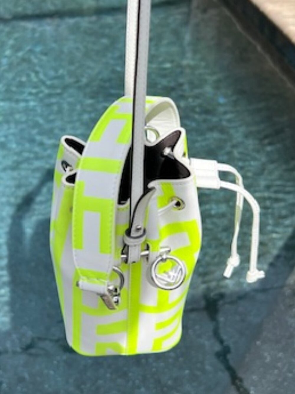 Fendi x Marc Jacobs Mon Tresor Mini Bucket Bag White Neon FF Leather Silver HW - Picture 12 of 14